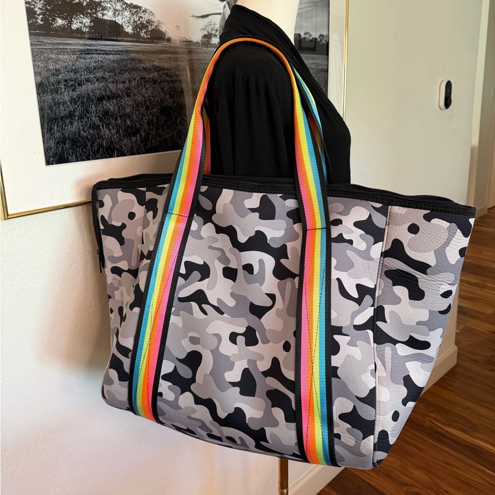 Haute Shore Morgan Weekender bag